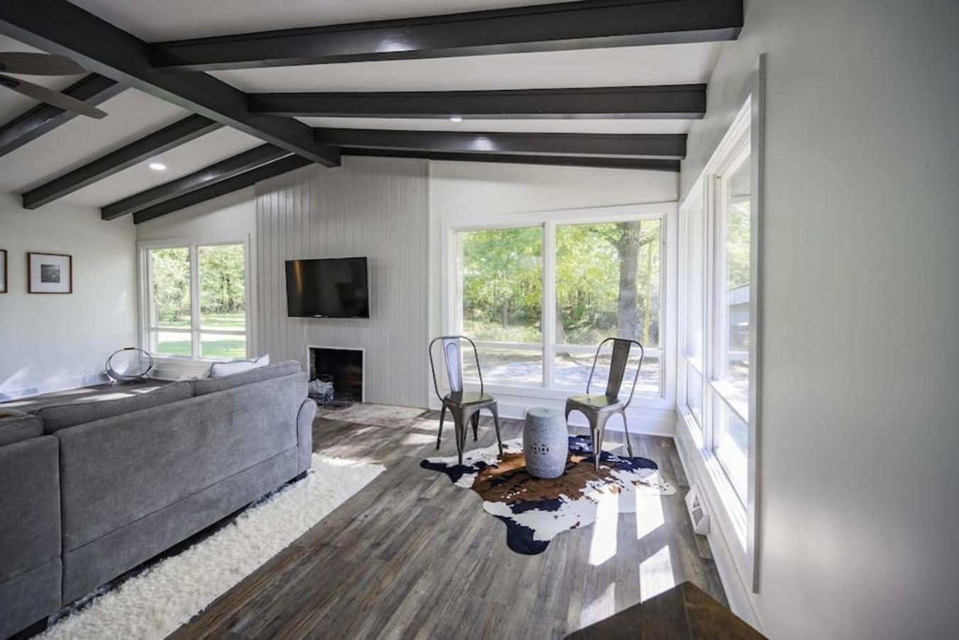 Gorgeous Renovated Home With Large & Private Lot Winchester Exterior photo